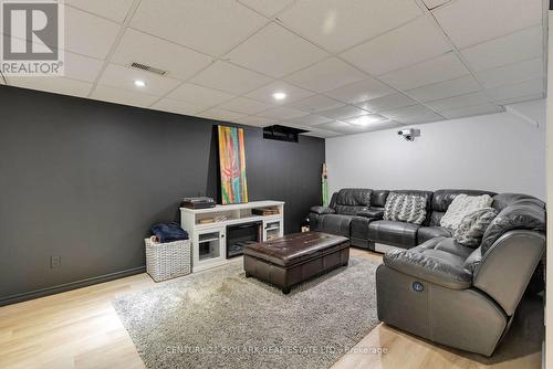 18 - 10 Cadham Boulevard, Hamilton, ON 