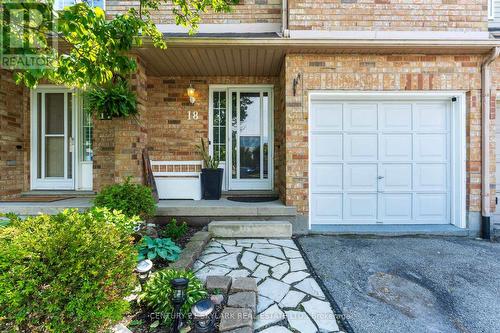 18 - 10 Cadham Boulevard, Hamilton, ON 