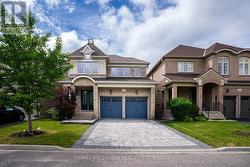 51 LEGENDARY CIRCLE  Brampton, ON L6Y 0S1