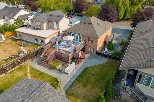 367 Vincent Ave, Saanich, BC 
