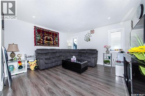 4166 Diefenbaker Drive, Saskatoon, SK 
