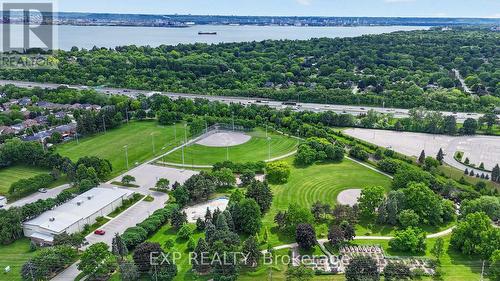1158 Campbell Court, Burlington, ON 