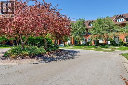 68 Tradewind Drive, Oakville, ON 