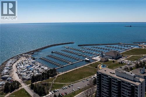 68 Tradewind Drive, Oakville, ON 