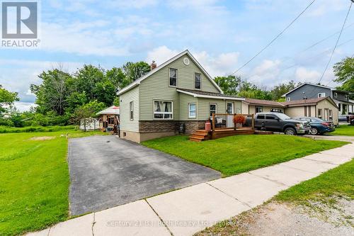 21 MAPLE STREET  Tay (Victoria Harbour), ON L0K 2A0