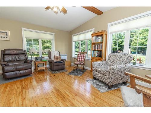 26 Susan Dr, Fredericton, NB 