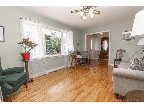 26 Susan Dr, Fredericton, NB 