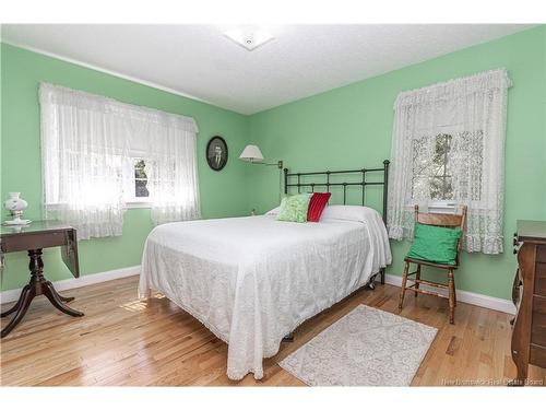 26 Susan Dr, Fredericton, NB 