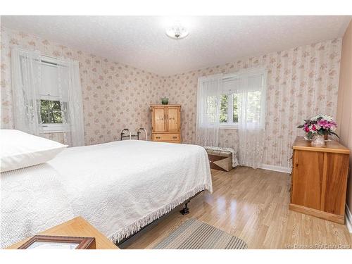26 Susan Dr, Fredericton, NB 