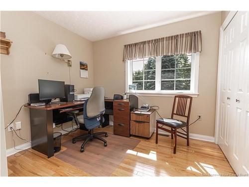 26 Susan Dr, Fredericton, NB 