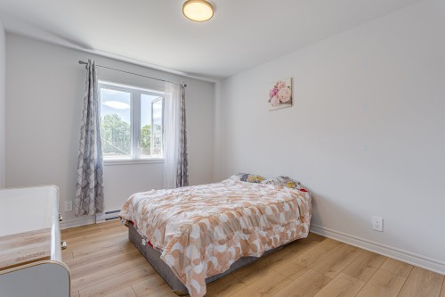 Chambre à coucher - 25 Rue Bowron, Huntingdon, QC - Indoor Photo Showing Bedroom