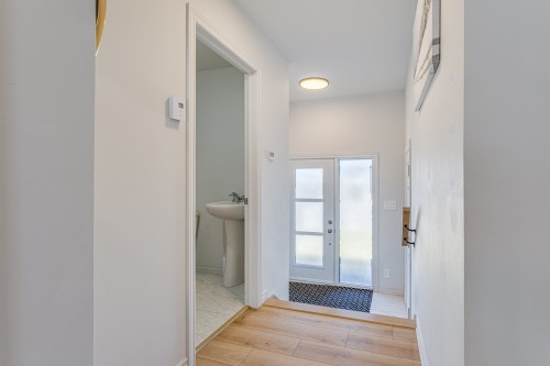 Corridor - 25 Rue Bowron, Huntingdon, QC - Indoor Photo Showing Other Room