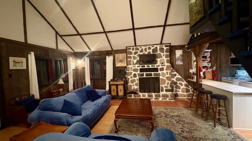 Living Room - 2563 Ch. Du Village, Mont-Tremblant, QC 