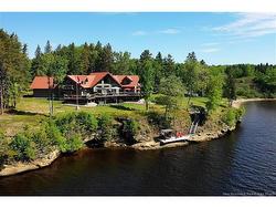 30 Rockcliff BLVD Miramichi, NB E1V 3C5