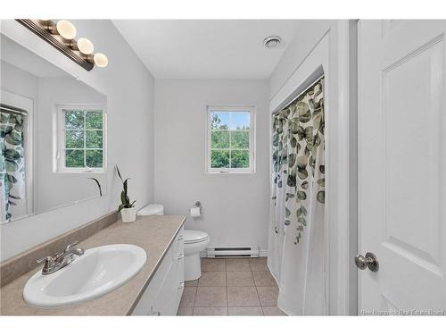 225 Thomas St, Dieppe, NB 