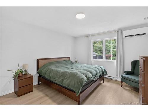 225 Thomas St, Dieppe, NB 