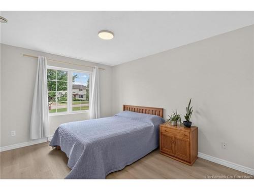 225 Thomas St, Dieppe, NB 