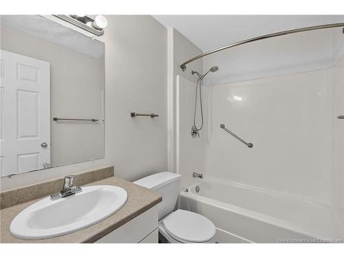 225 Thomas St, Dieppe, NB 