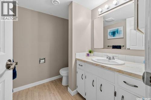 890 Samuels Crescent N, Regina, SK 