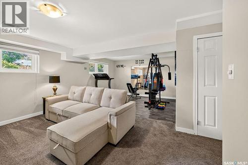 890 Samuels Crescent N, Regina, SK 