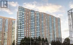1805 - 135 HILLCREST AVENUE Mississauga, ON L5B 4B1