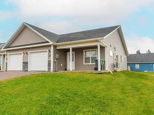 33 AIDAN Street  Charlottetown, PE C1E 3P9