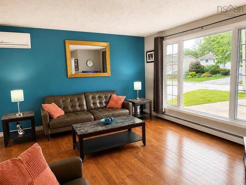 4 Balsam Circle, Lower Sackville, NS 