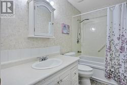 Main bath - 