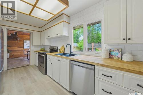 2406 Clarence Avenue S, Saskatoon, SK 