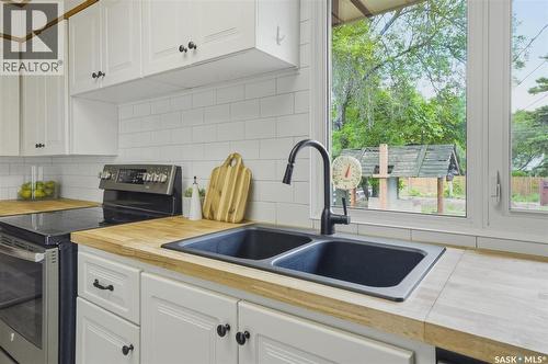2406 Clarence Avenue S, Saskatoon, SK 