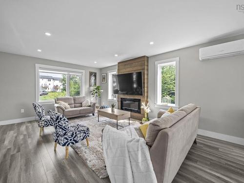 42 Sam Crescent, Elmsdale, NS 