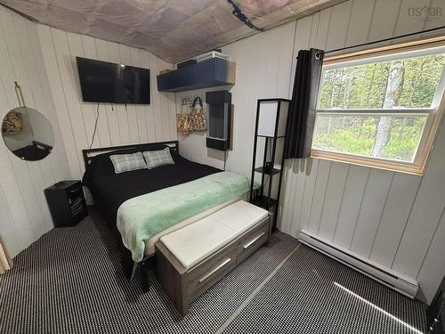 74 Thumb Cap Point, Labelle, NS 