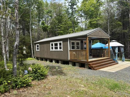74 Thumb Cap Point, Labelle, NS 