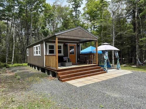 74 Thumb Cap Point, Labelle, NS 
