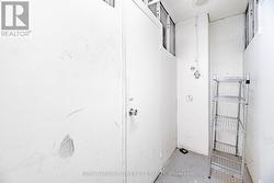 LOCKER - 