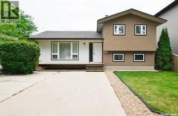 2315 St George AVENUE  Saskatoon, SK S7M 0K9