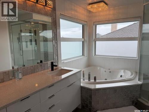 5172 Wascana Vista Place, Regina, SK 