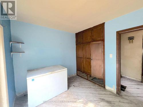 Den - 238 Lancaster Street W, Kitchener, ON 