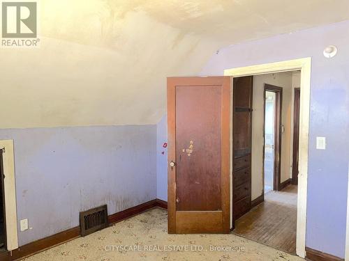 Primary Bedroom - 238 Lancaster Street W, Kitchener, ON 