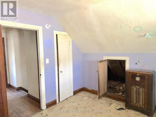 Primary Bedroom - 238 Lancaster Street W, Kitchener, ON 