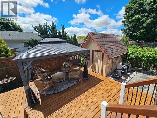 Gazebo and pool house - 120 Lynndale Road, Simcoe, ON 