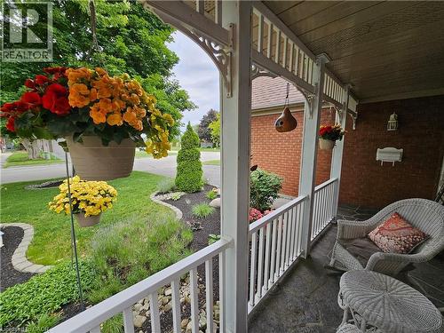 Covered front porch - 120 Lynndale Road, Simcoe, ON 