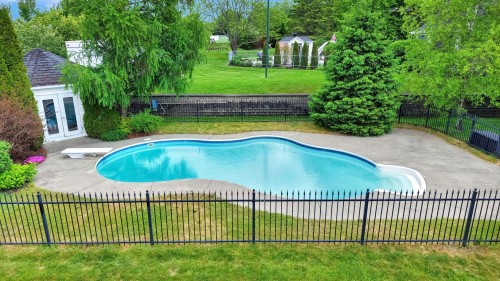 Piscine - 625 77E Rue, Saint-Georges, QC 