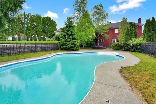 Piscine - 625 77E Rue, Saint-Georges, QC 
