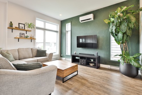 Salon - 24 Rue Pesant, Saint-Isidore, QC 