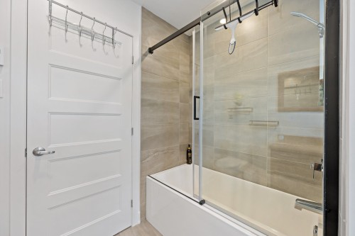 Bathroom - 573 Rue Charlie-Forbell, Mont-Tremblant, QC 