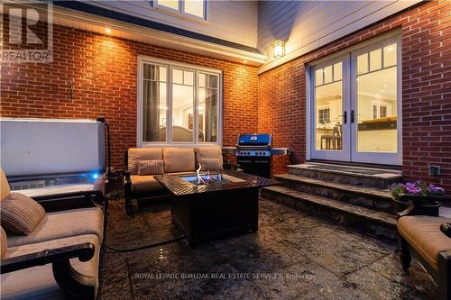 339 Smith Avenue, Burlington, ON 