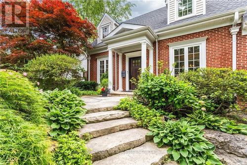 339 Smith Avenue, Burlington, ON 