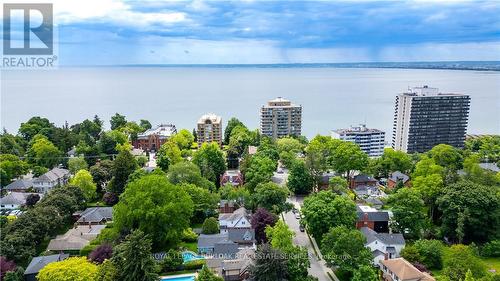 339 Smith Avenue, Burlington, ON 