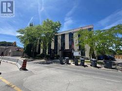 202 - 118 QUEEN STREET W  Brampton, ON L6V 1B1